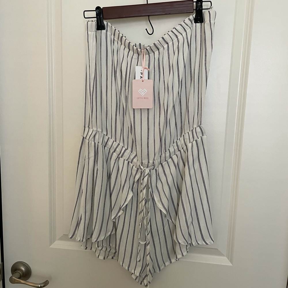 Strapless romper